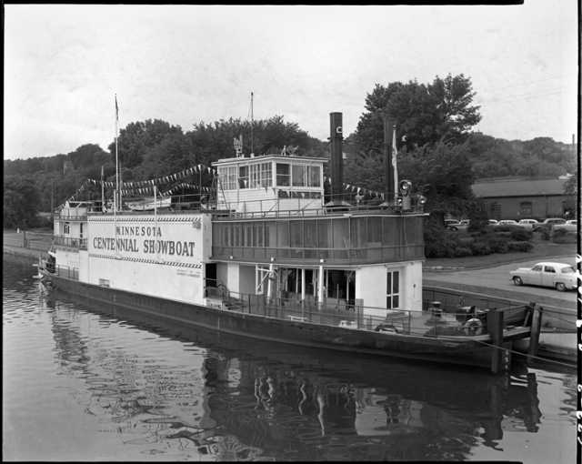 Minnesota Centennial Showboat At Stillwater Levee | MNopedia